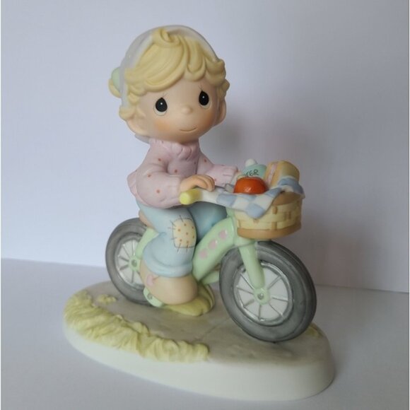 Vintage Precious Moments Friendship Collectible Porcelain Figurine - Picture 2 of 12
